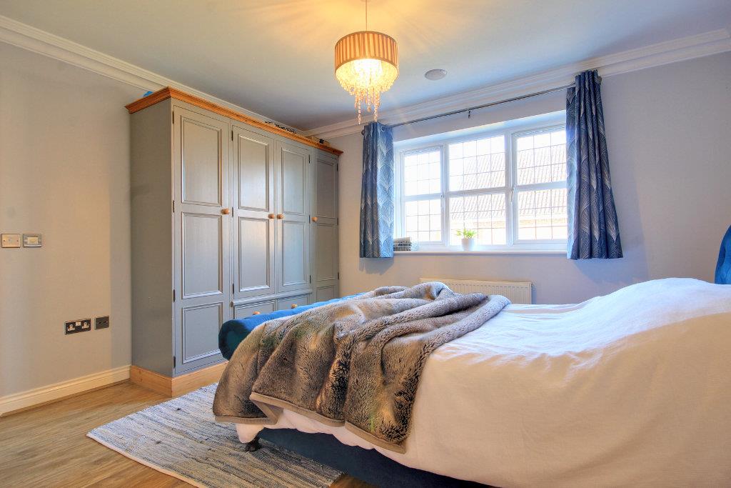 Coopers Croft, Leven